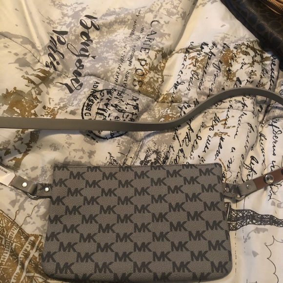 MK fanny pack - Picture 1 of 2
